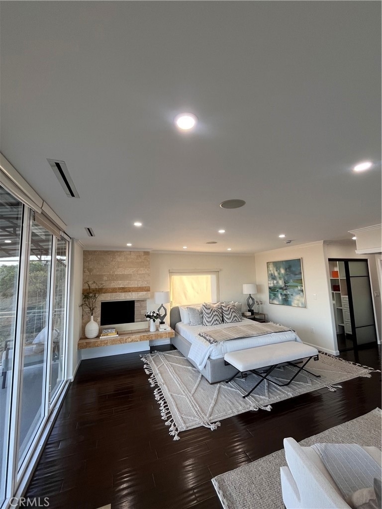 6960 Pacific View Drive - Photo 5