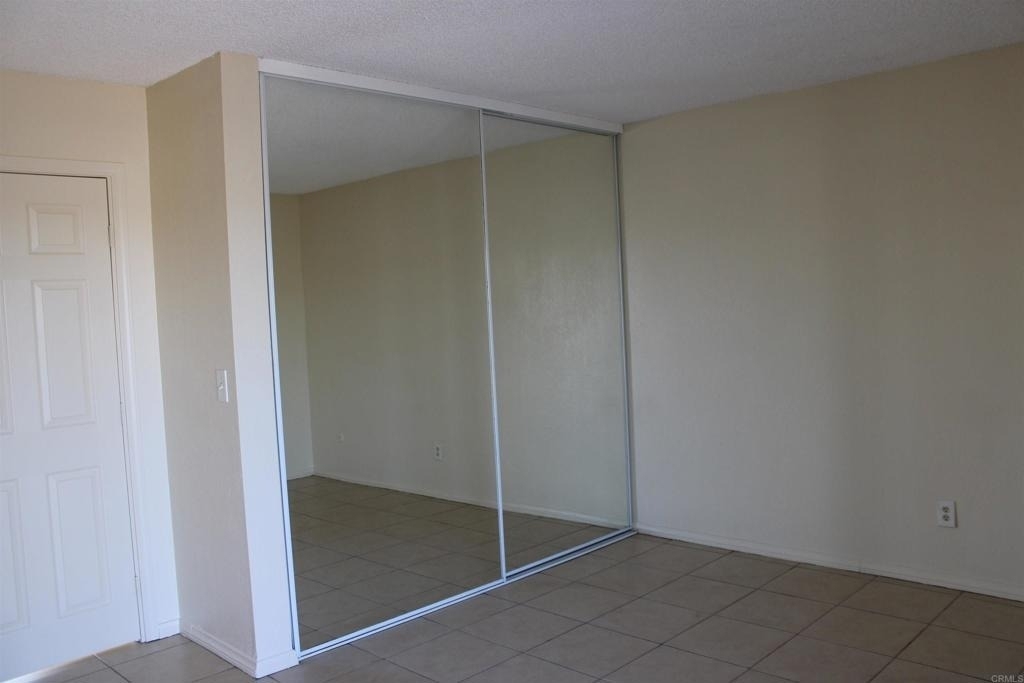 1444 Honeysuckle Lane - Photo 4