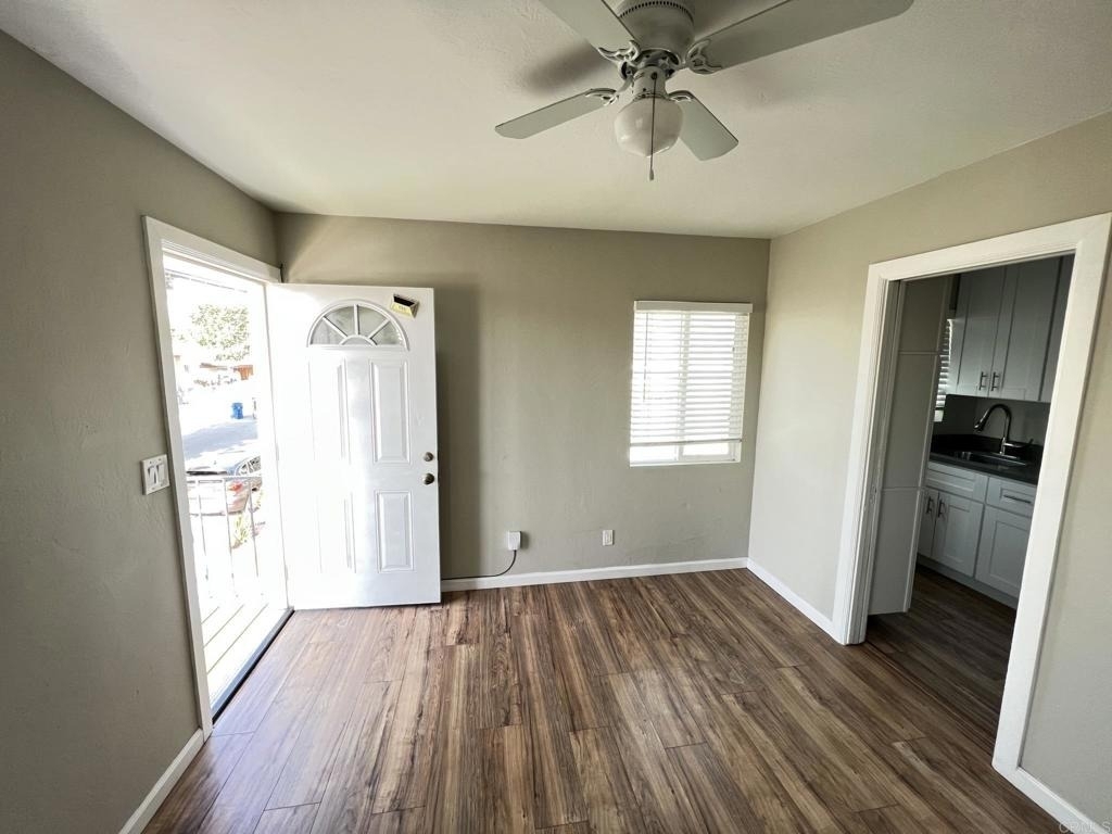 527 Dewey Street - Photo 1