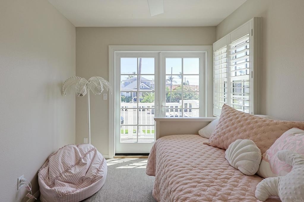 868 A Avenue - Photo 47