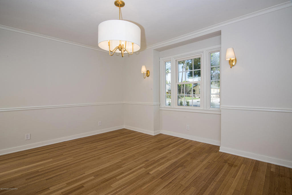 1087 S Los Robles Avenue - Photo 9