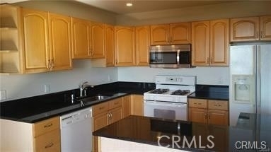 214 Via Robina - Photo 13