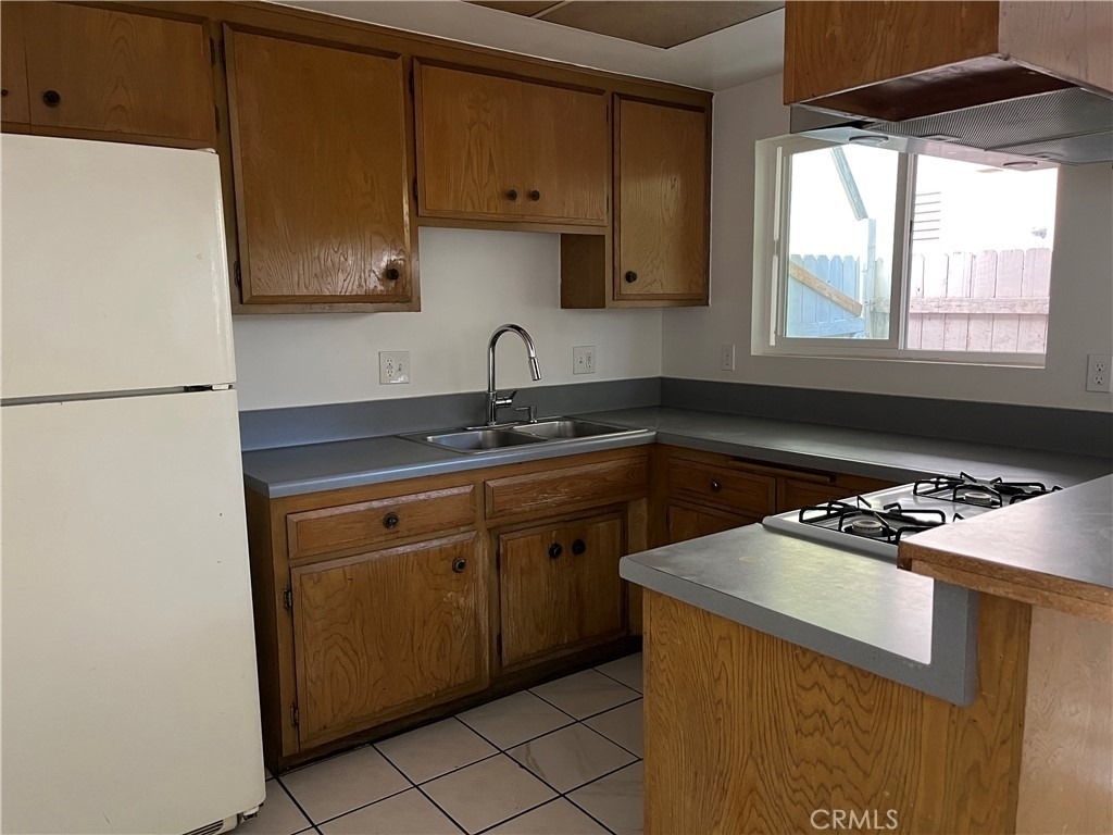 12112 Bayport - Photo 6