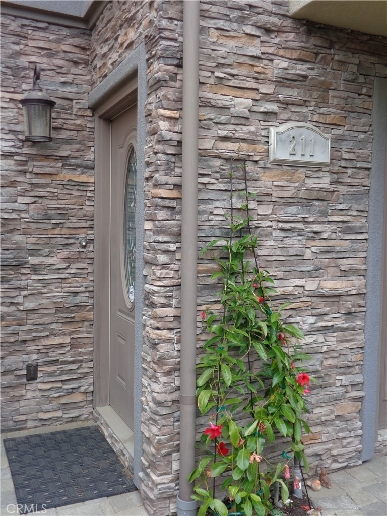 211 7th Street - Photo 4