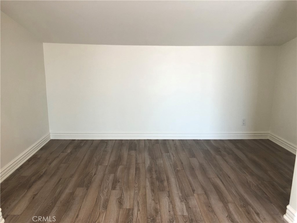 211 7th Street - Photo 31