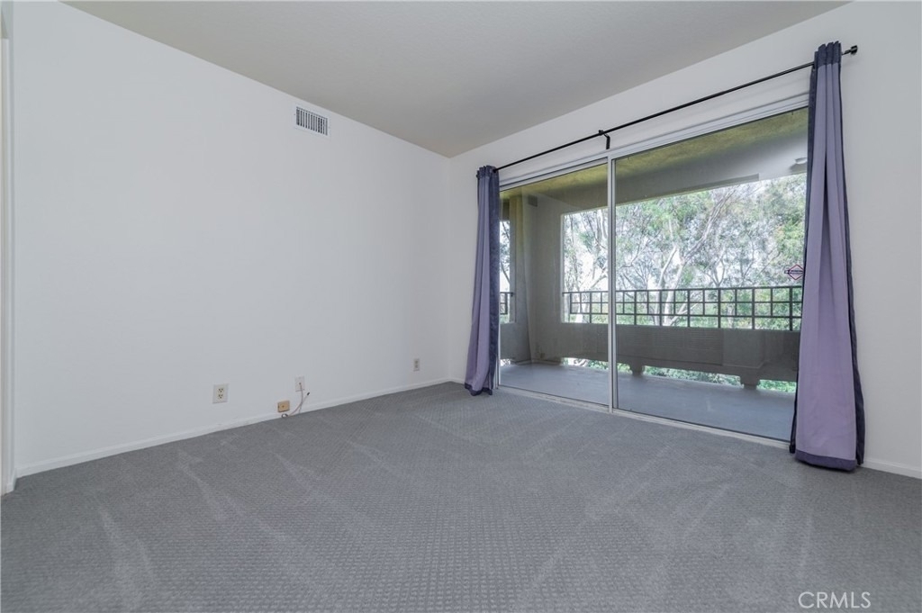 17 Auburn Aisle - Photo 6