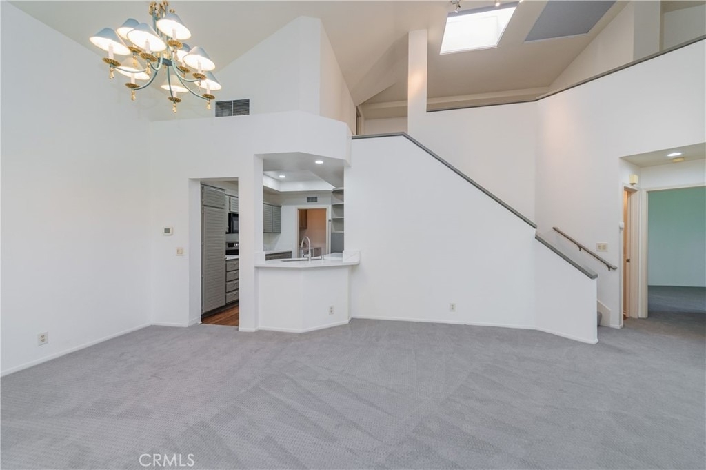 17 Auburn Aisle - Photo 2
