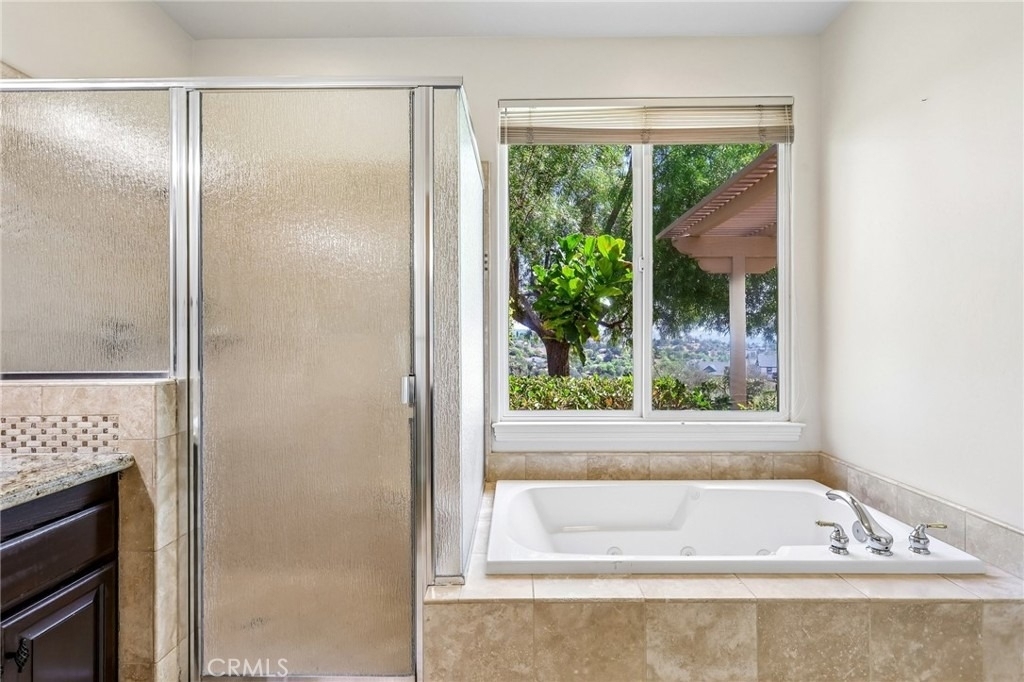 3676 Alta Vista - Photo 42