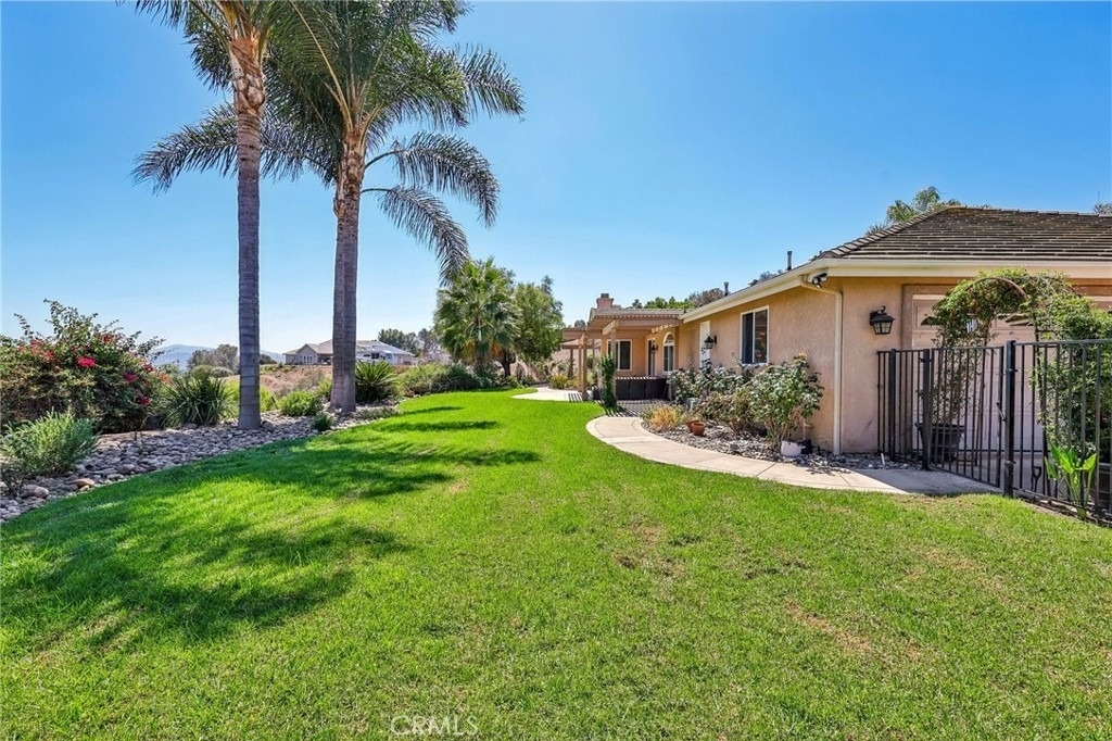 3676 Alta Vista - Photo 71