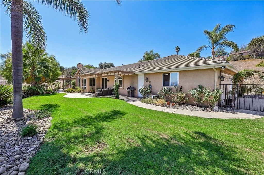 3676 Alta Vista - Photo 72