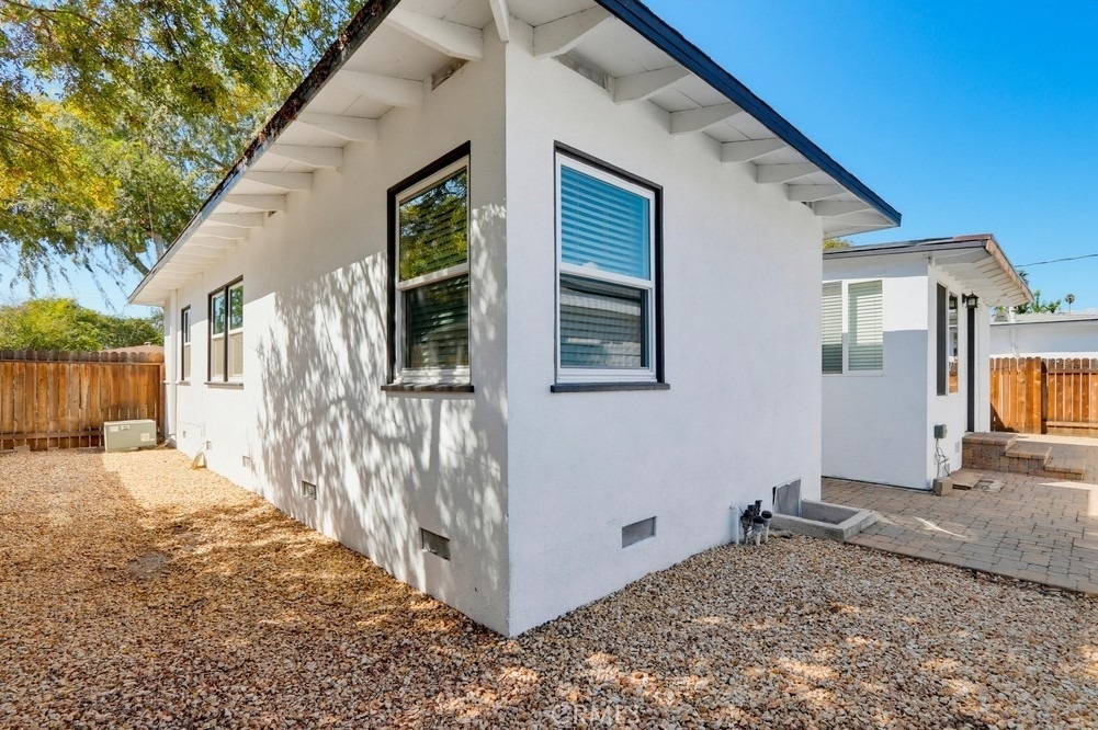 404 N Diana Place - Photo 22