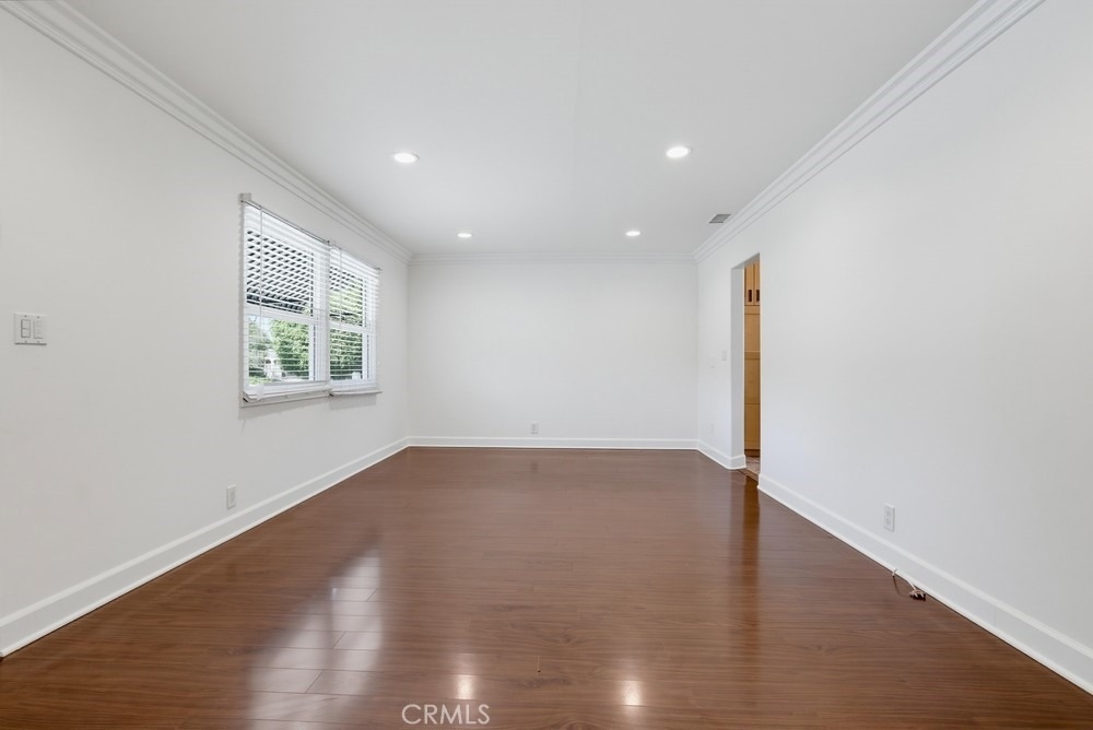 404 N Diana Place - Photo 3