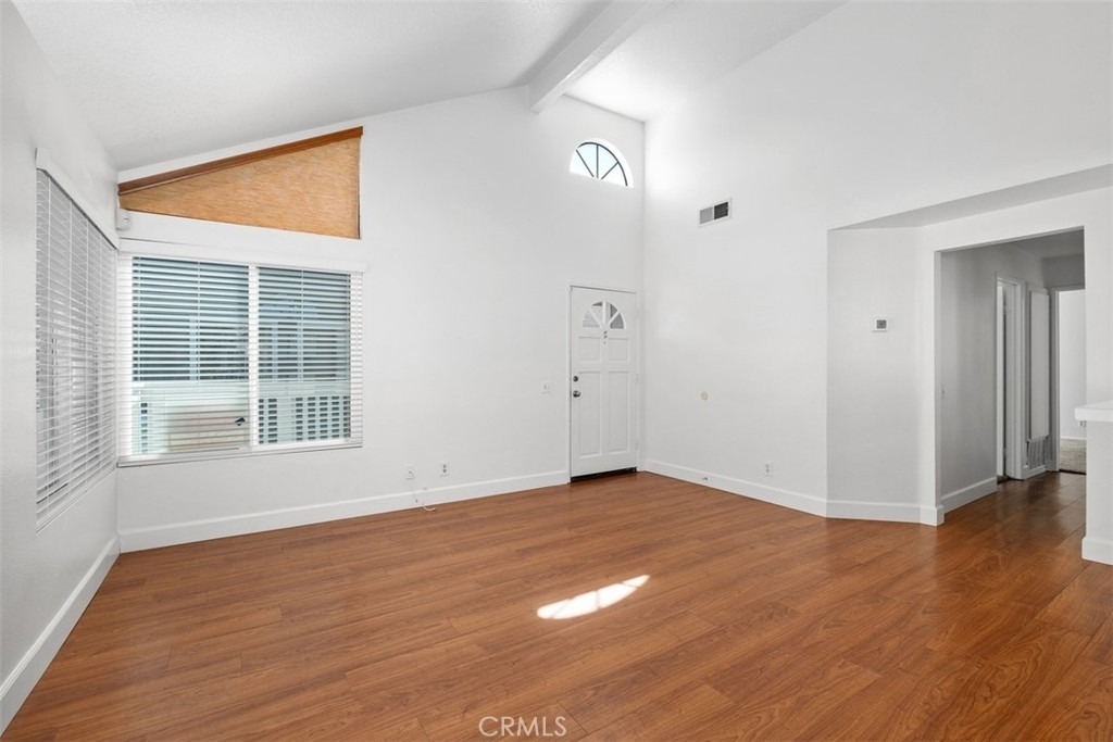 63 Huntington - Photo 6
