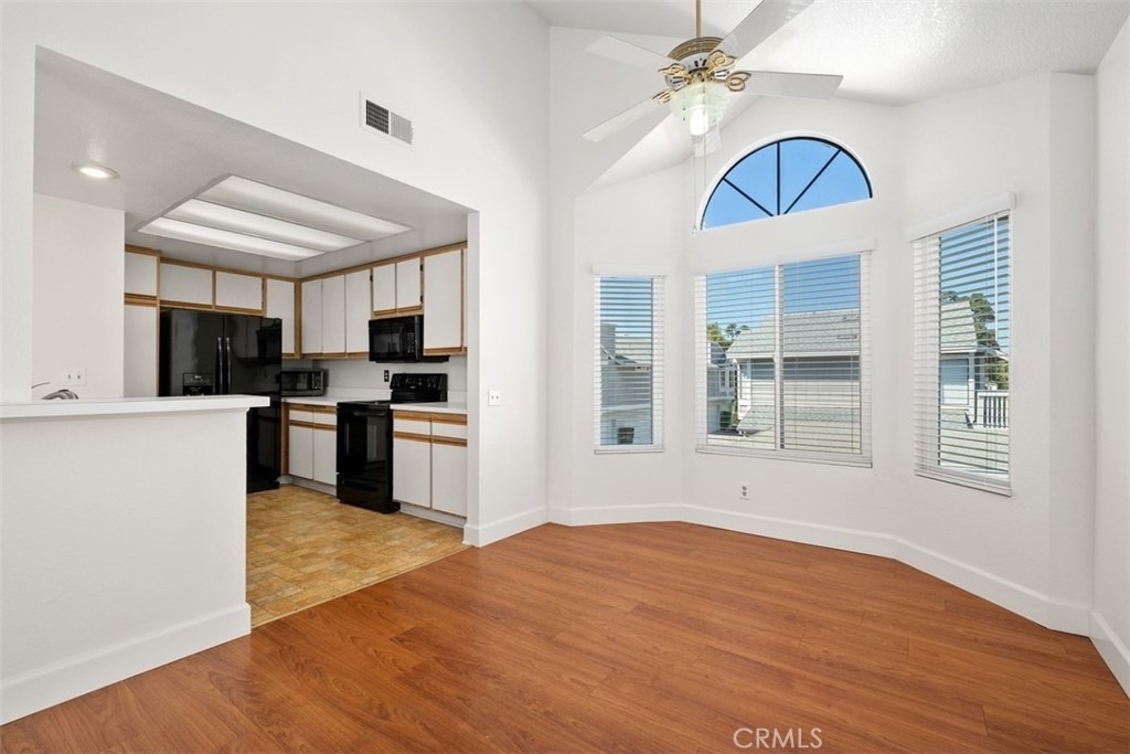 63 Huntington - Photo 11