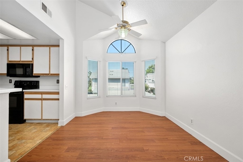 63 Huntington - Photo 10