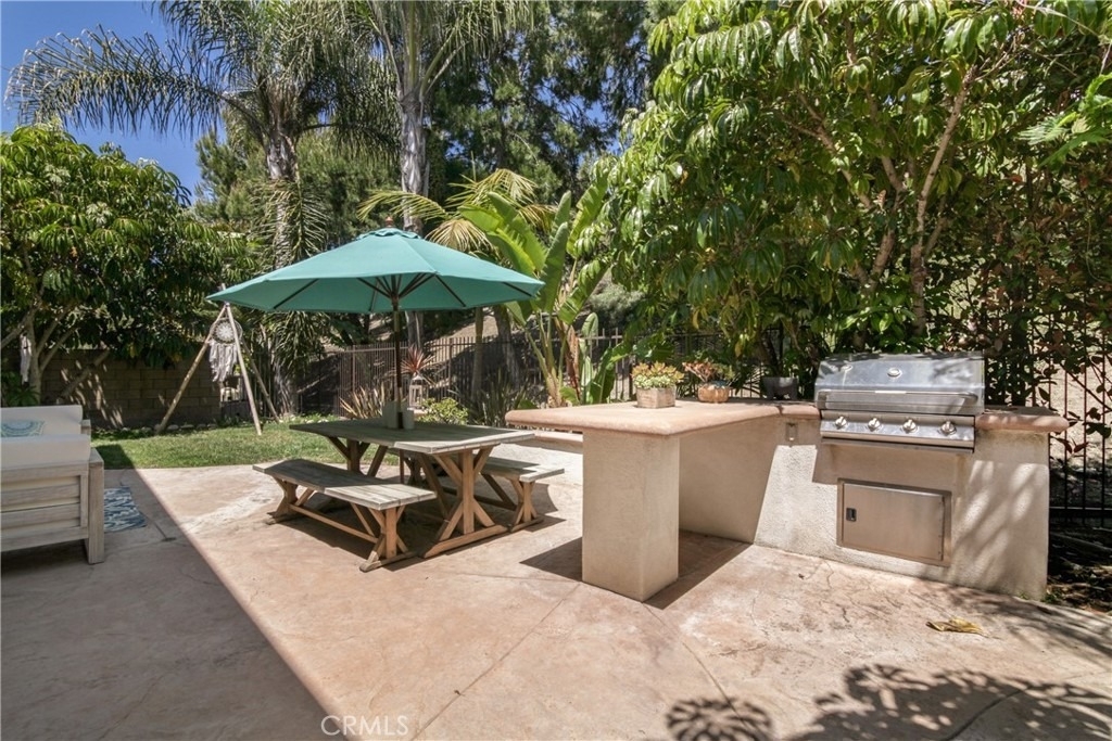 1609 Vista Luna - Photo 17