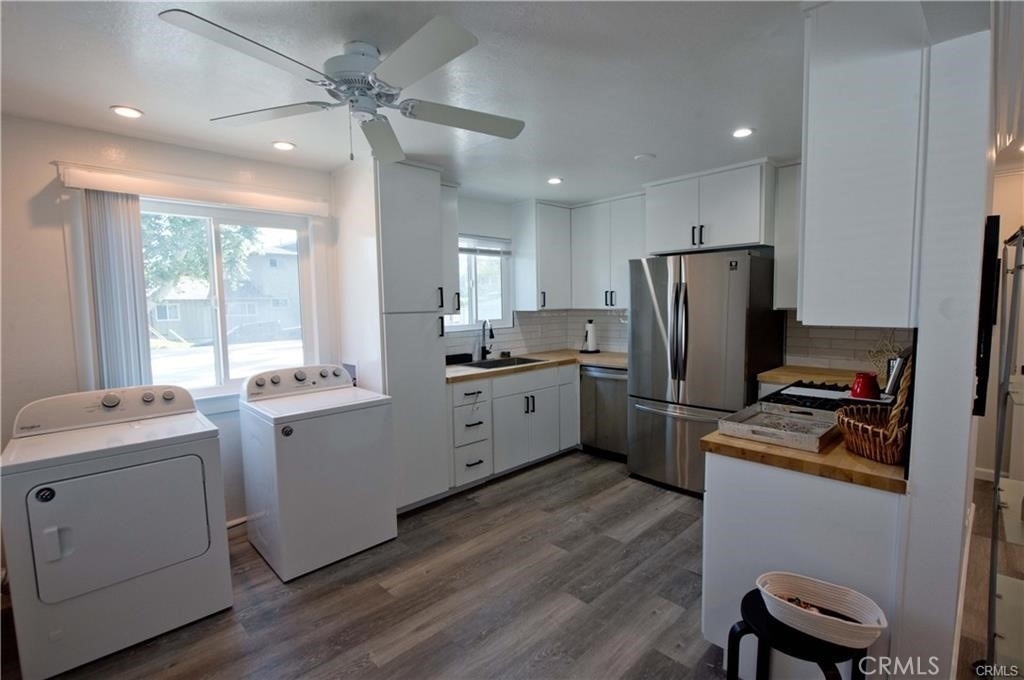 817 Calle Puente - Photo 2