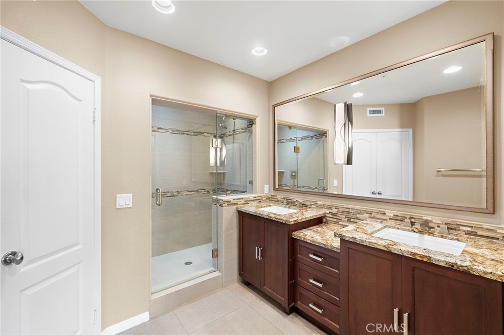 3 Tivoli Court - Photo 10