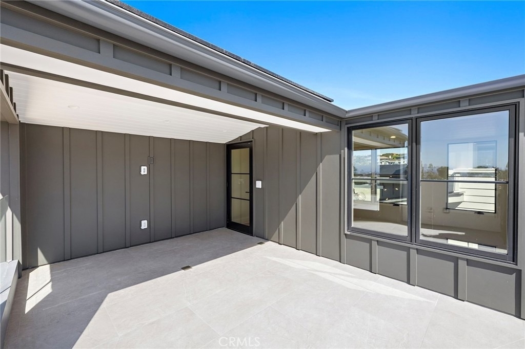715 Poinsettia - Photo 24