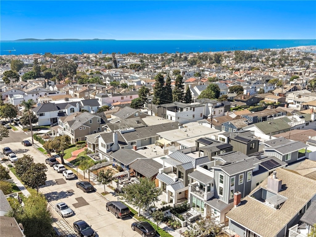 715 Poinsettia - Photo 27