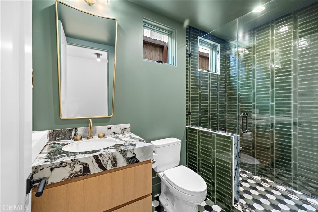 715 Poinsettia - Photo 15
