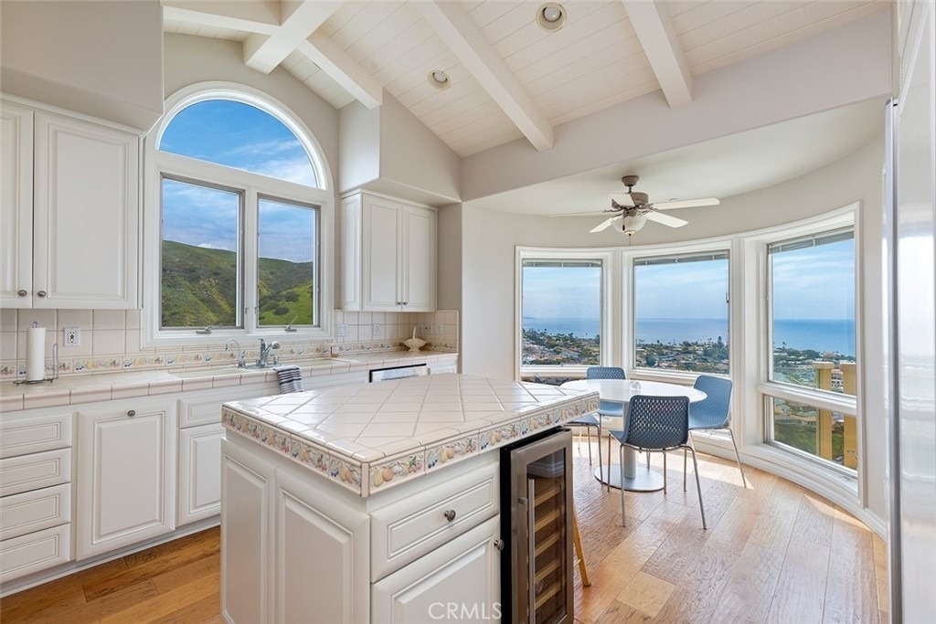1221 Emerald Bay - Photo 5