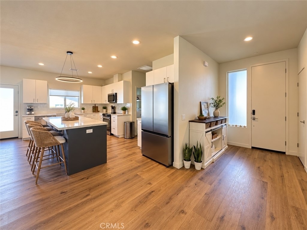7082 Avalon Avenue - Photo 3