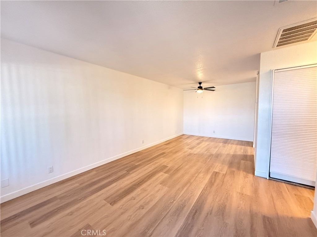 470 N Villa Court - Photo 4