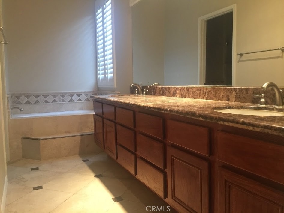 2060 Villa Del Lago - Photo 6