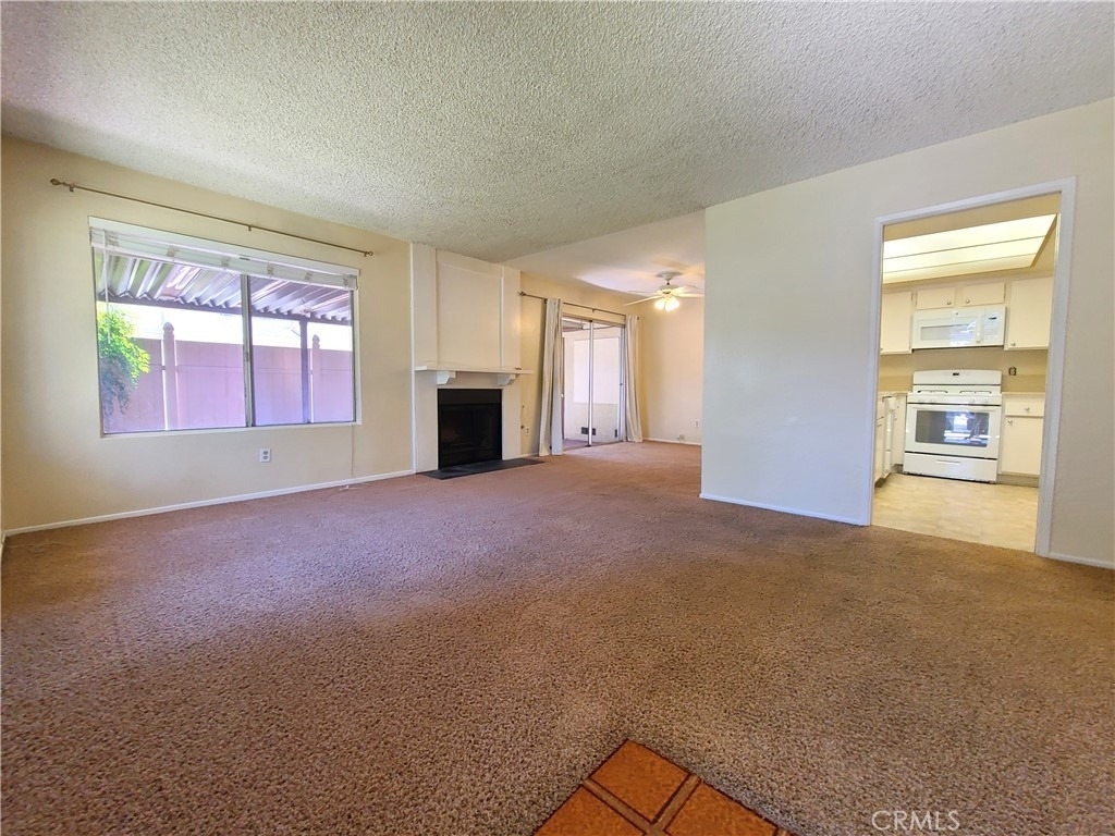 832 Ardmore Circle - Photo 4