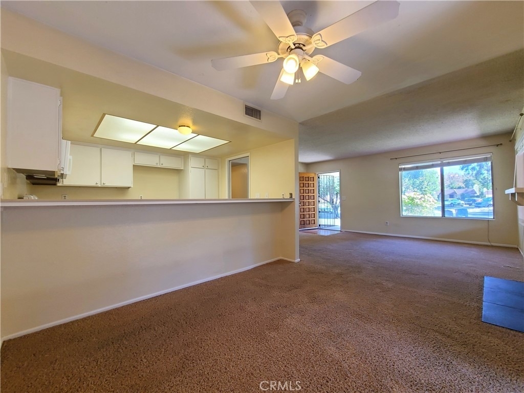 832 Ardmore Circle - Photo 3