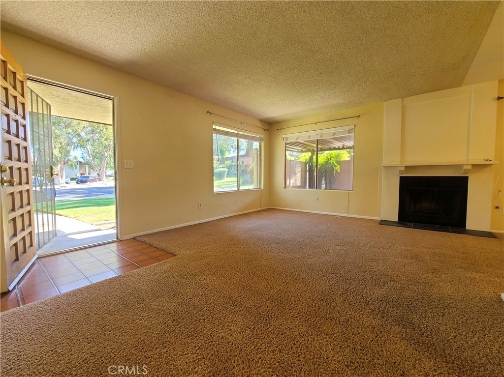 832 Ardmore Circle - Photo 2