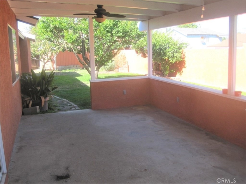 2441 Sylvian - Photo 6