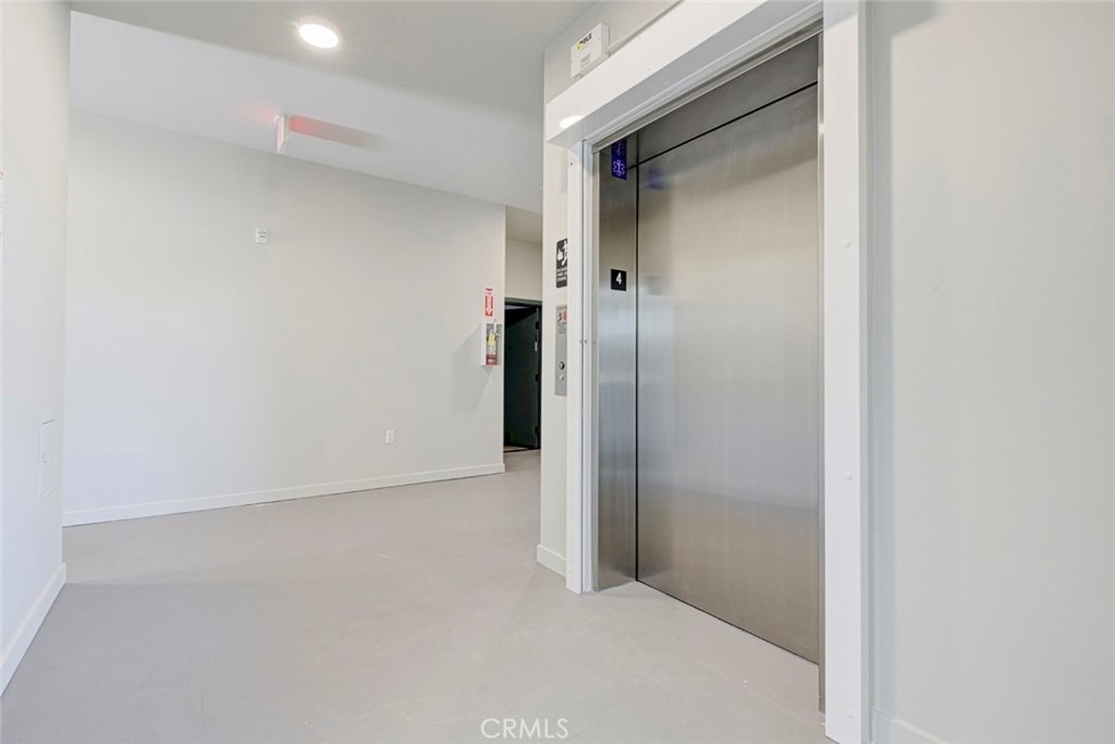 14810 Delano Street - Photo 8