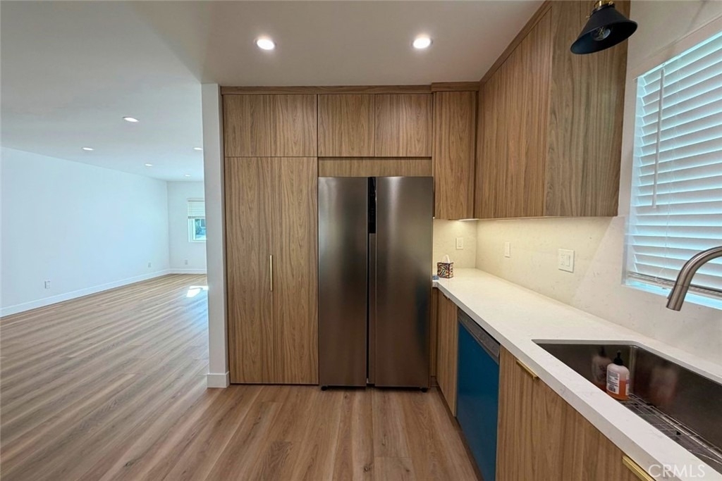 1828 Kenwood St - Photo 11