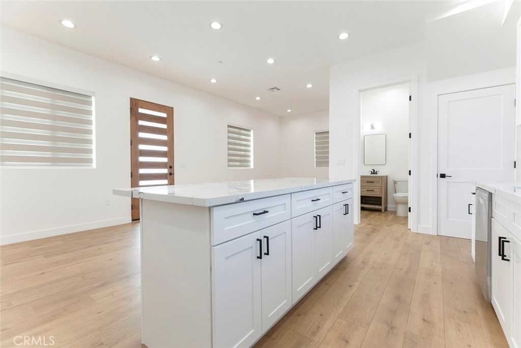 7612 N Shadyglade Avenue - Photo 15