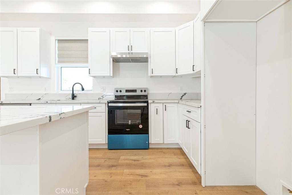 7612 N Shadyglade Avenue - Photo 13