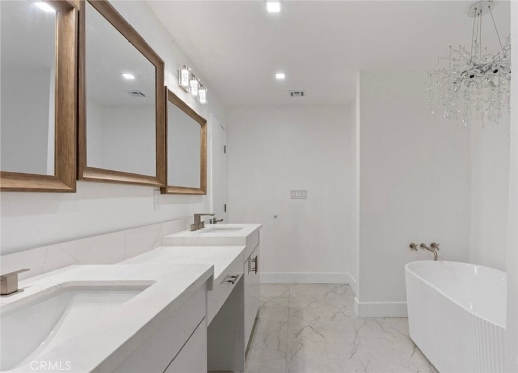 8455 Fountain Avenue - Photo 16