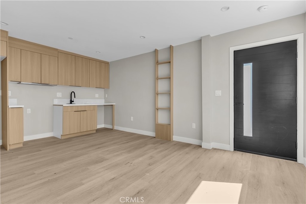 659 S Soto Street - Photo 6