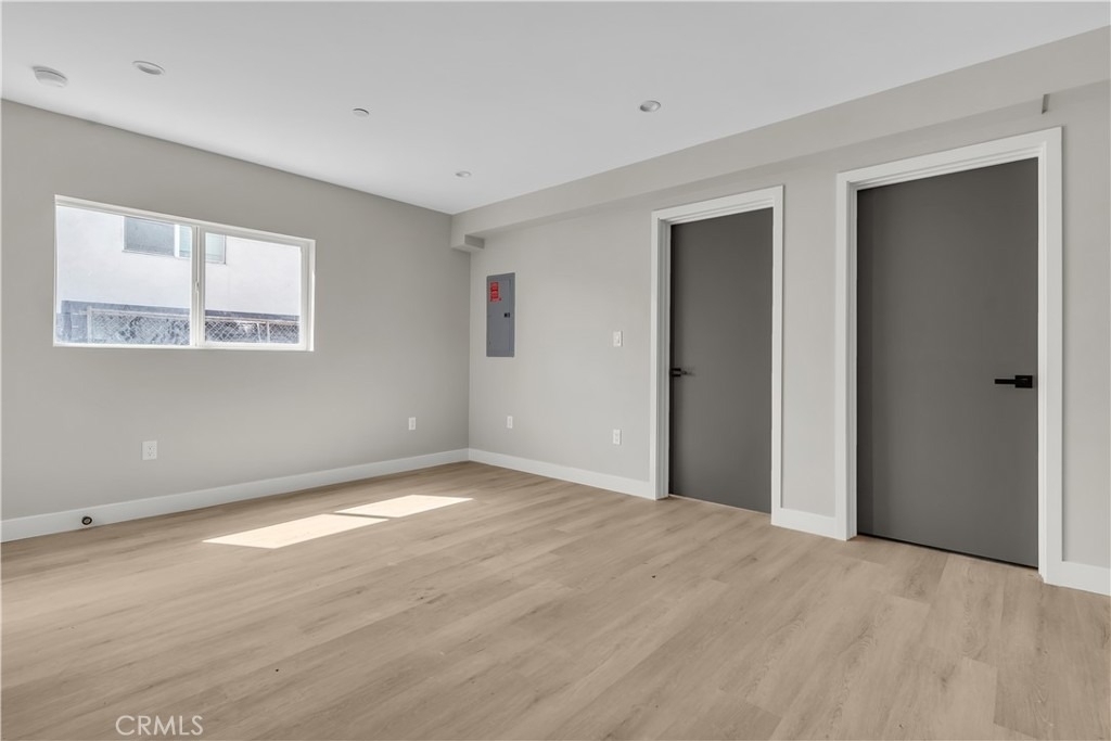 659 S Soto Street - Photo 10