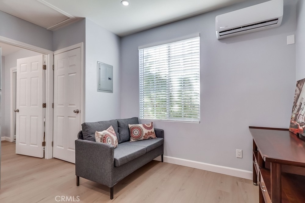 6504 W 84th Place - Photo 3