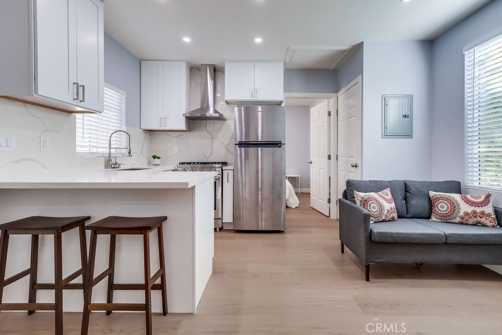 6504 W 84th Place - Photo 2