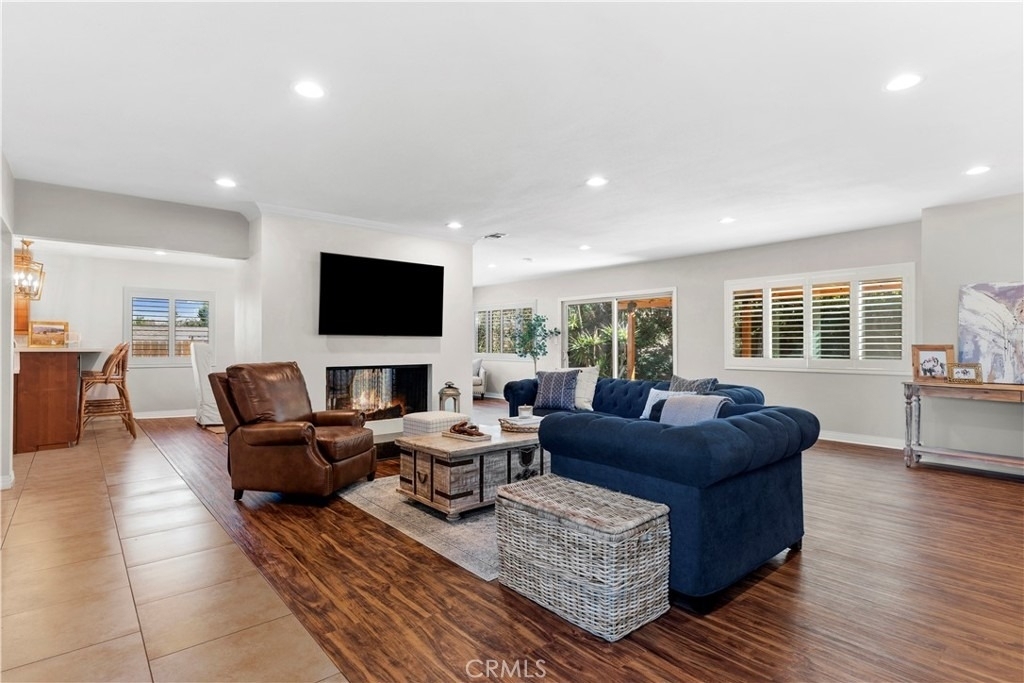 1418 Longview - Photo 3