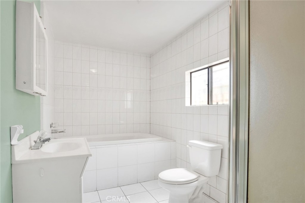 7275 Fountain Avenue - Photo 12
