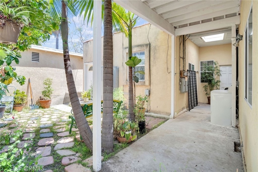 7275 Fountain Avenue - Photo 19