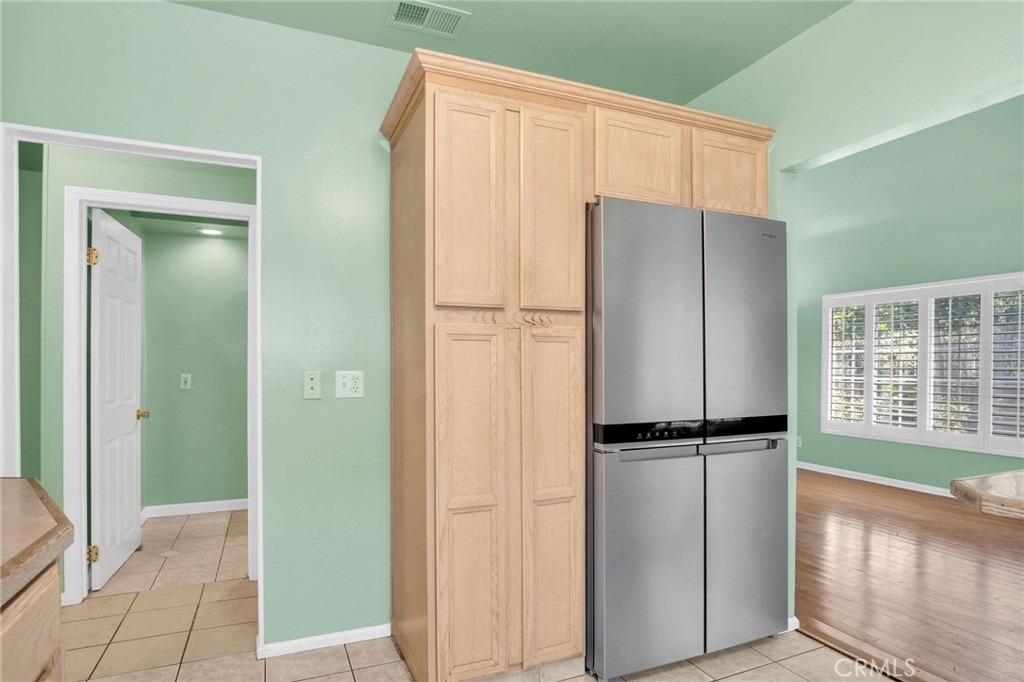 7275 Fountain Avenue - Photo 6