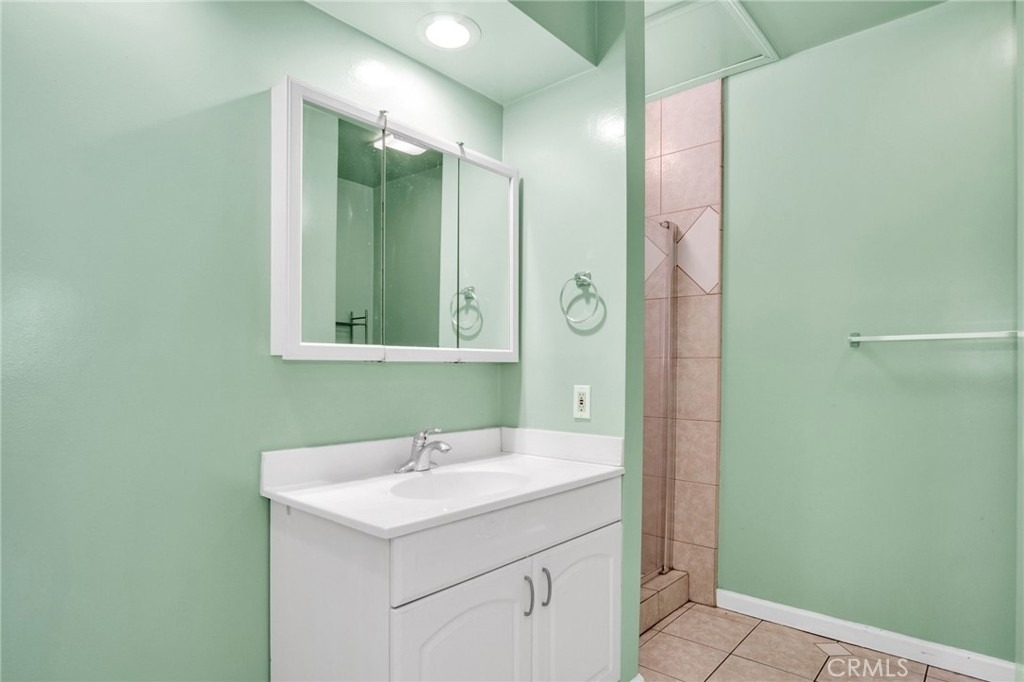 7275 Fountain Avenue - Photo 14