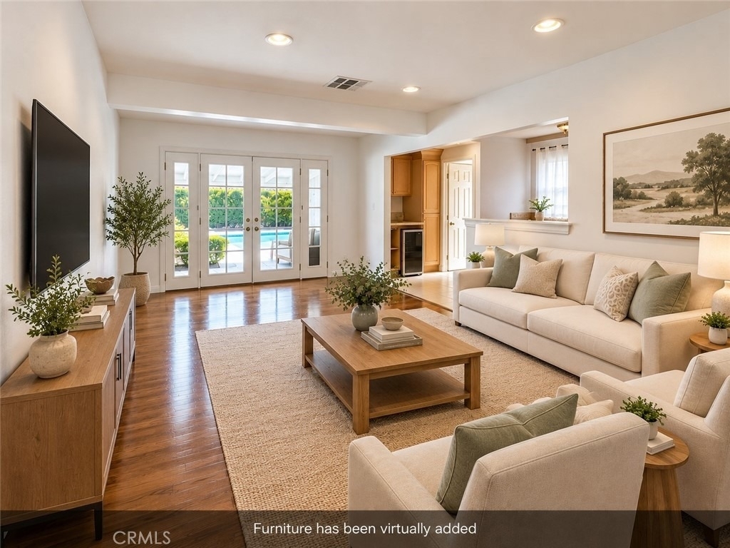 1104 N Screenland Drive - Photo 8