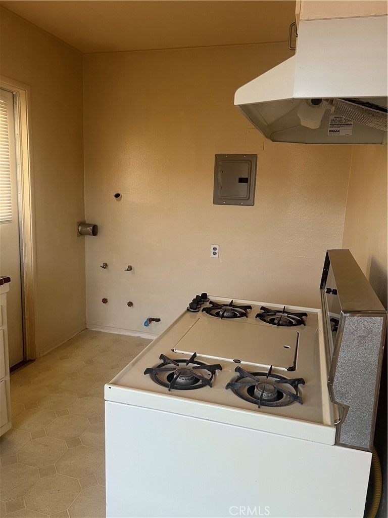 2804 W Ramona Road - Photo 6