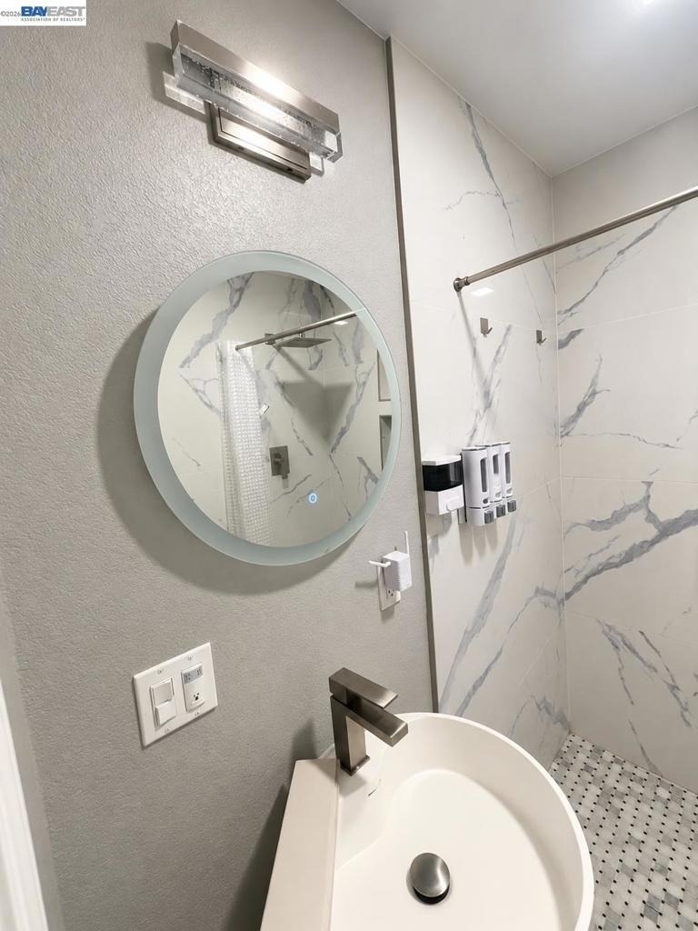 751 Los Pinos Ave - Photo 16